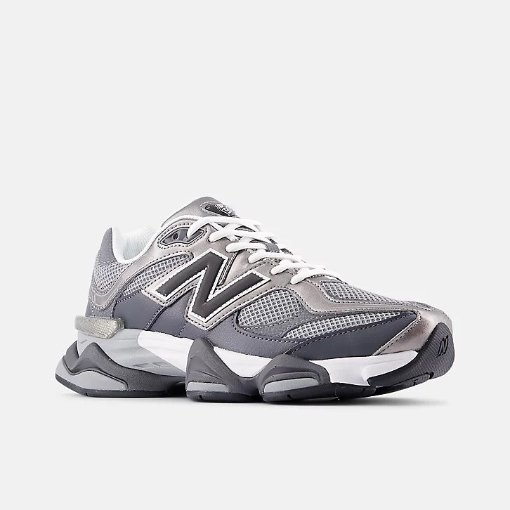 New Balance
9060 sneakers