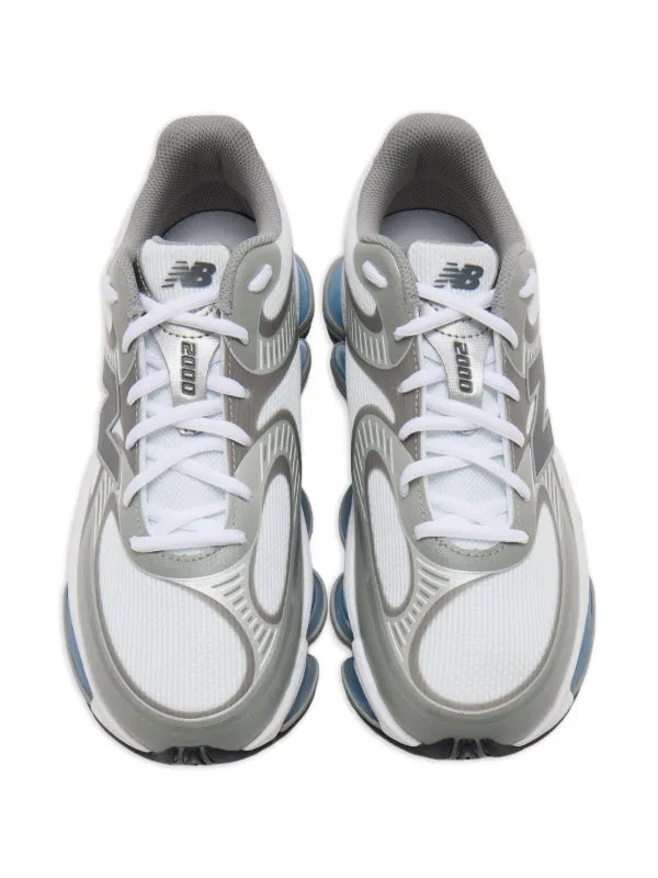 New Balance
Abzorb 2000