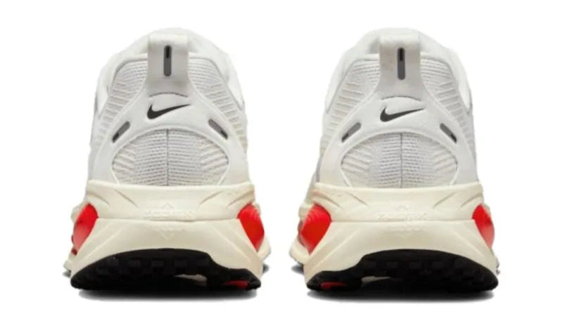 Nike Vomero 18 'Siren Red'