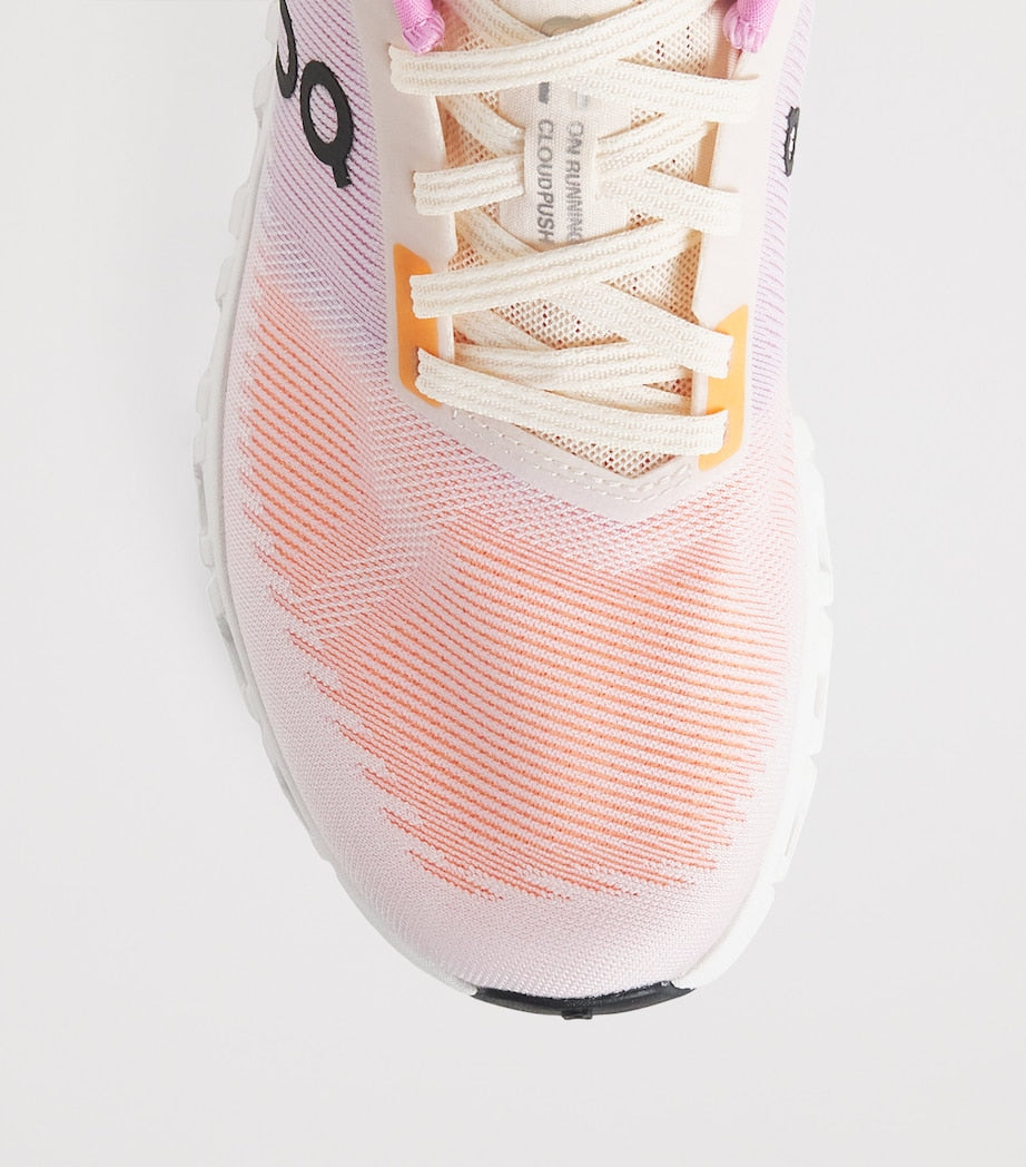 On
Cloud 6 Push Trainers