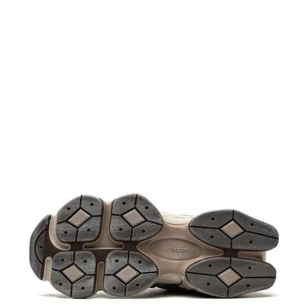 New Balance
9060