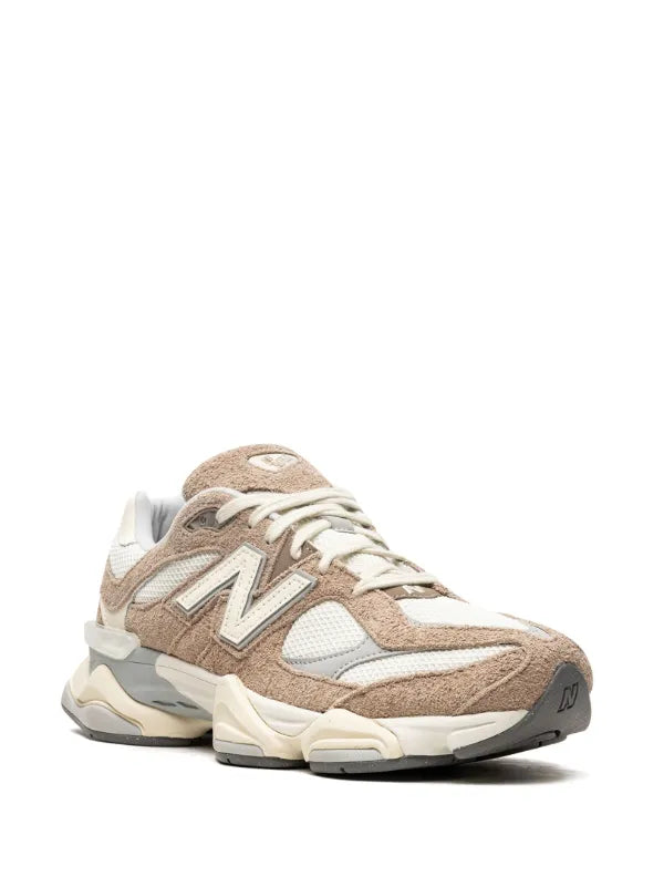 New Balance
9060 "Driftwood"