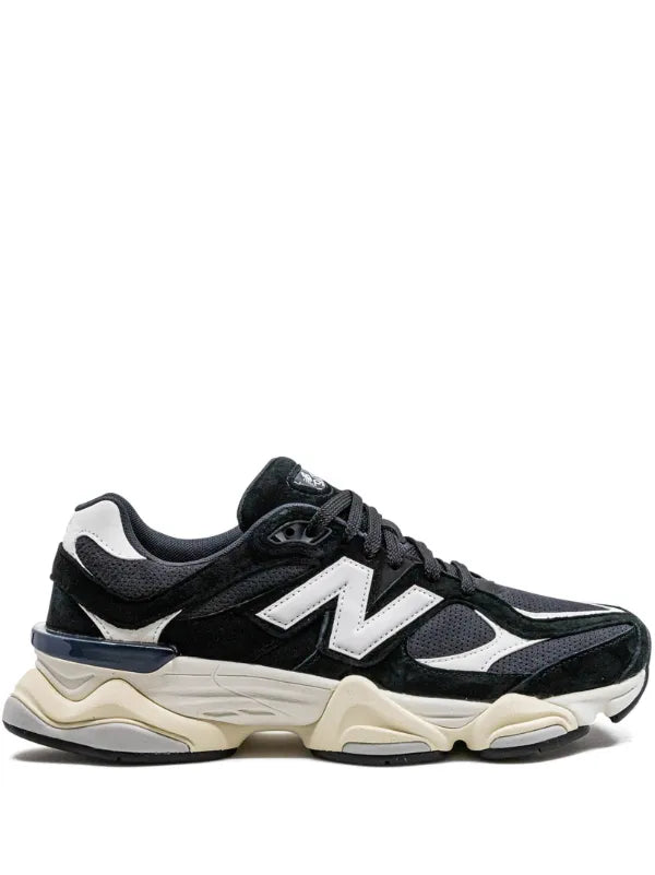 New Balance
9060