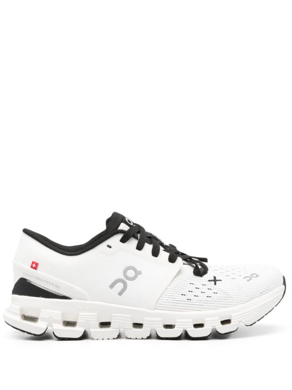 On
Cloud x 4 sneakers