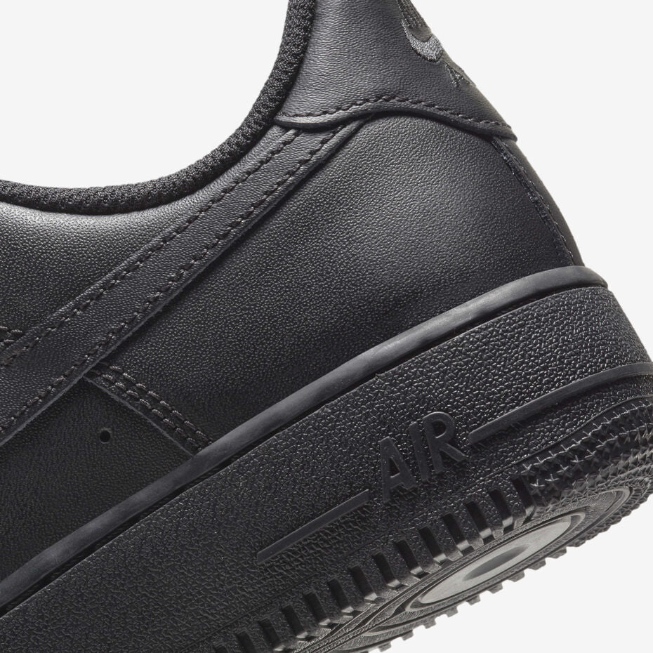 Nike-Air Force 1 Low '07 'Triple Black'