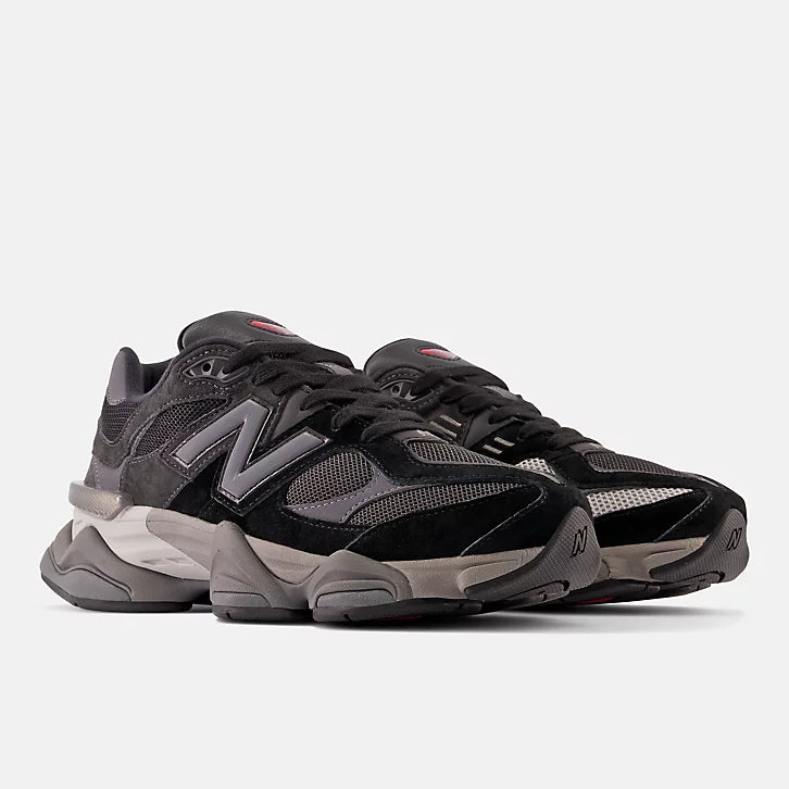 New Balance
9060