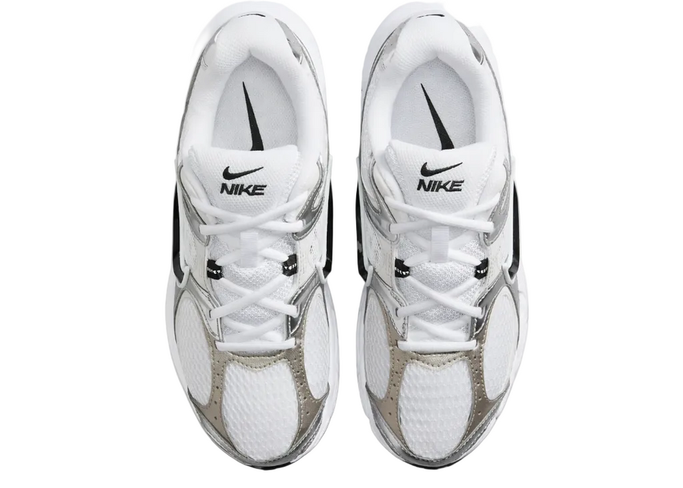 Nike V5 RNR "White/Vast Grey/Metallic Silver/Black