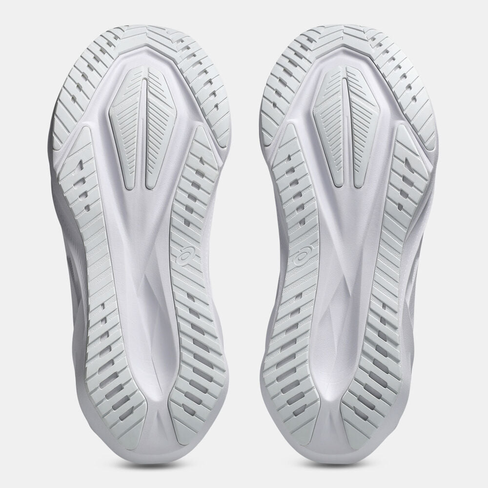 NOVABLAST 5 Running Shoes
