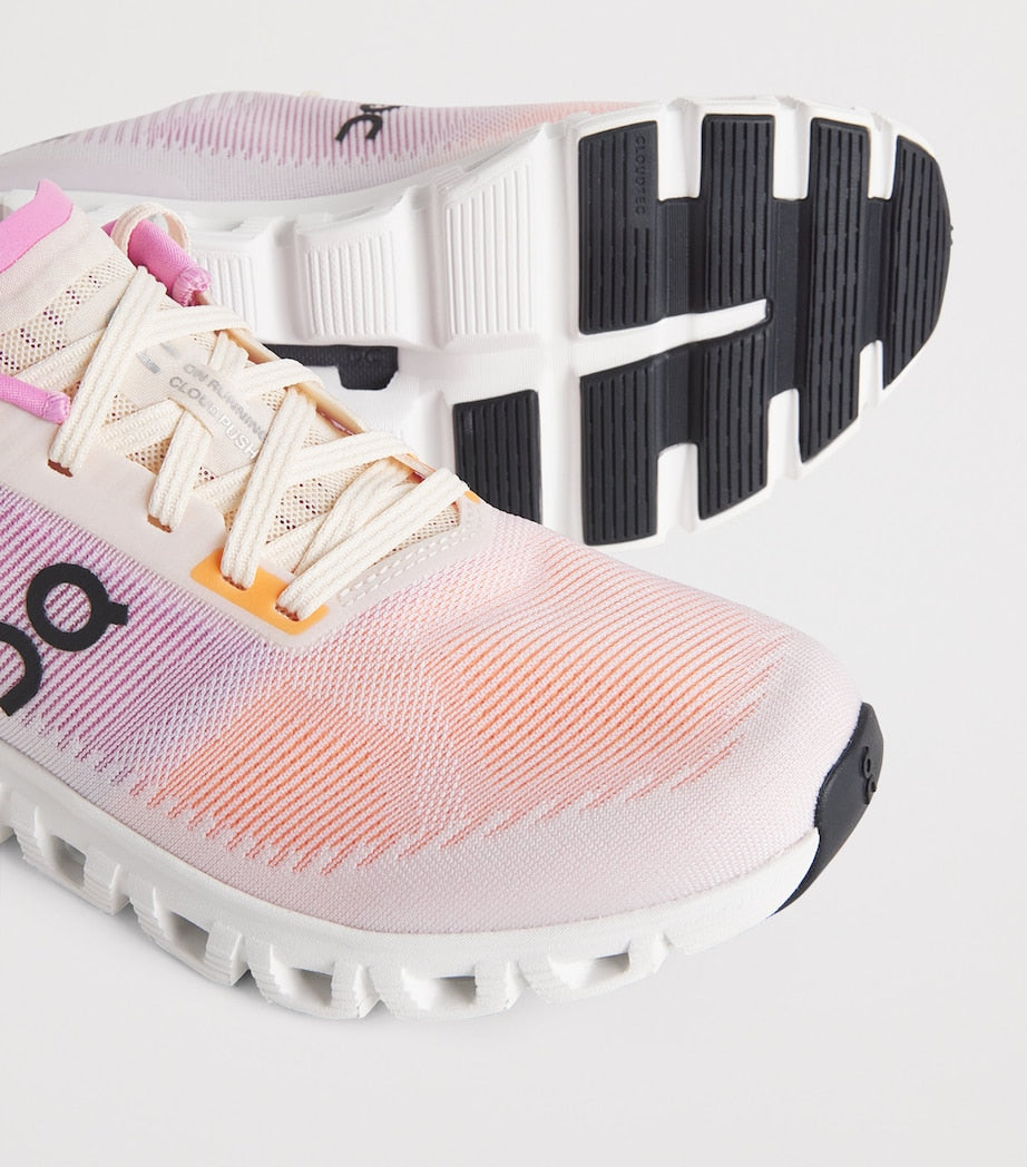 On
Cloud 6 Push Trainers