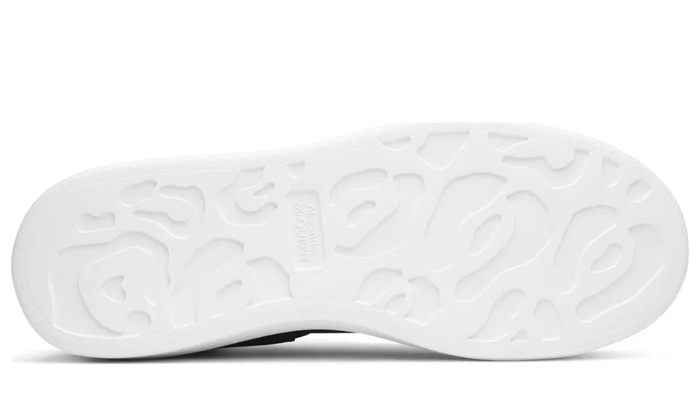 Alexander McQueen Oversized Sneaker 'White/Black/W2002'