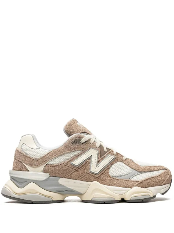 New Balance
9060 "Driftwood"