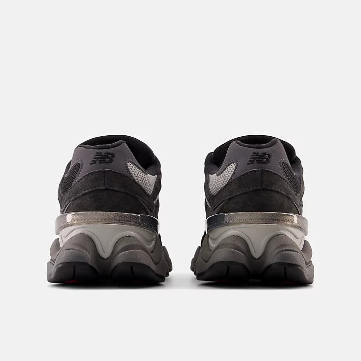 New Balance
9060