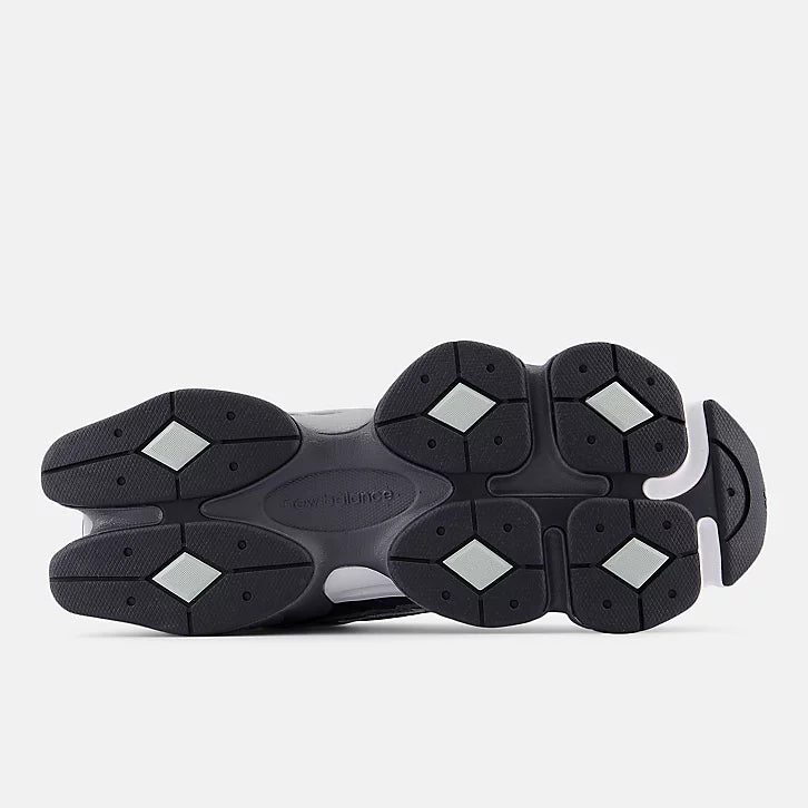 New Balance
9060 sneakers