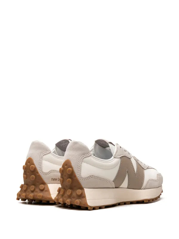 New Balance
327 sneakers