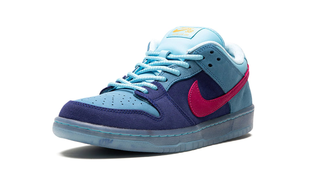 SB DUNK LOW "Run The Jewels"