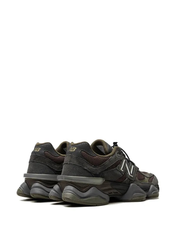 New Balance
9060 "Blacktop/Dark Moss/Black"