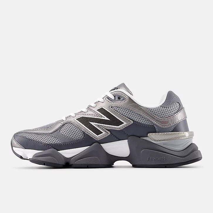New Balance
9060 sneakers