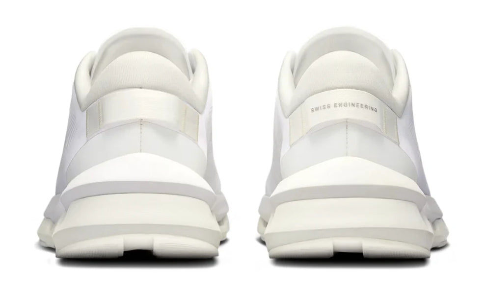 On Cloudzone 'Triple White'