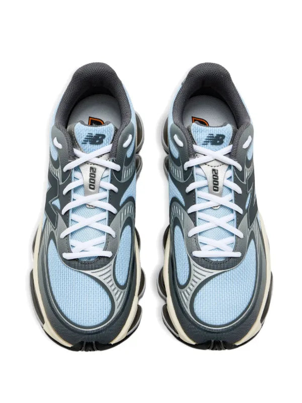 New Balance
Abzorb 2000 sneakers